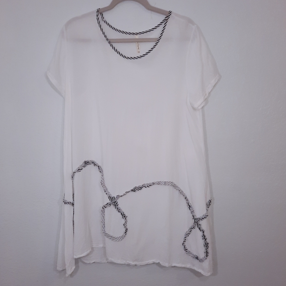 INDIA BOUTiQUE B&W Swim Cover OS